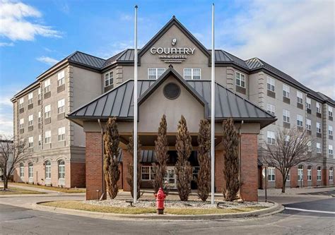 Book Radisson Hotels in Elk Grove, CA .